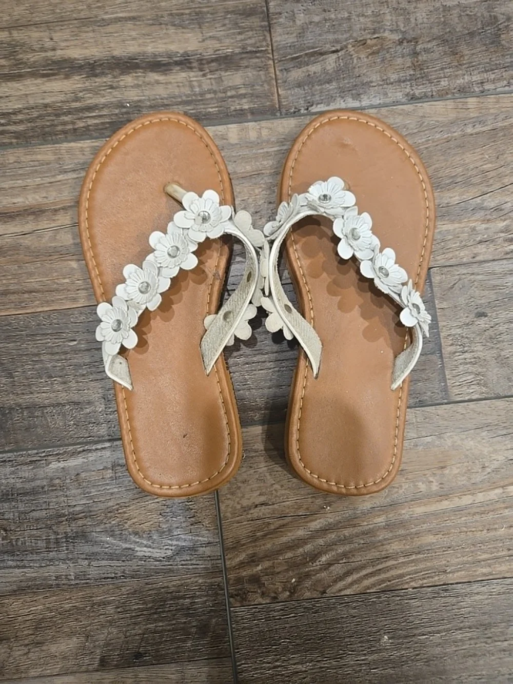 Girls Floral White Thong Sandals